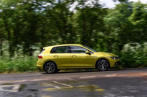 2021 Volkswagen Golf Mk8 review - Automotive Daily