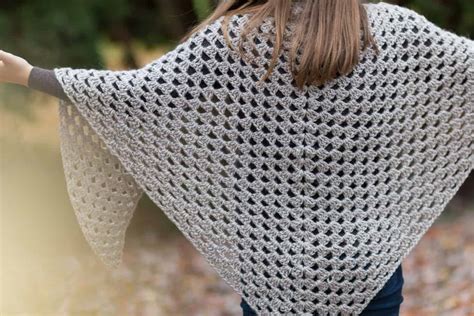 Primrose And Proper Easy Triangle Shawl Free Crochet Pattern Kirsten