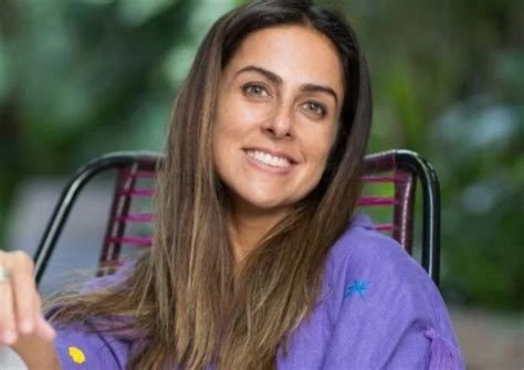 Carol Barcellos Assume Namoro Colega Da Globo No Carnaval