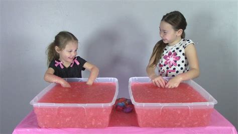 Gelli Baff Toy Challenge Youtube