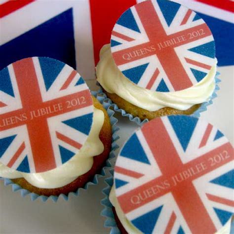 Queens Diamond Jubilee Cake And Cupcakes