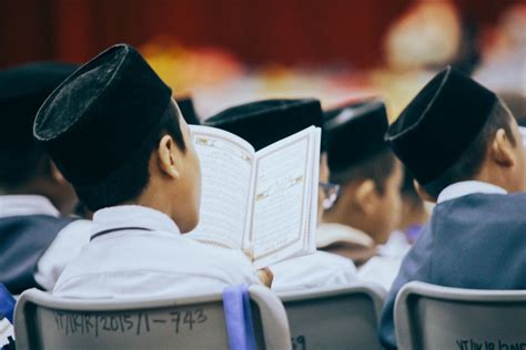 Surat Asy Syu Ara Ayat Arti Kandungan Dan Keutamaan