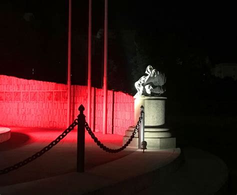 Studio Due Lights The Monument To The Fallen Of Aves With The Italian