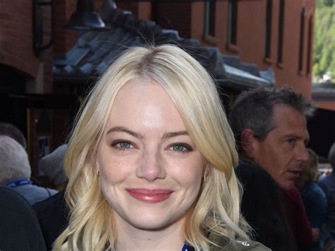 This guide explains how to get emma stone blonde hair safely 36
