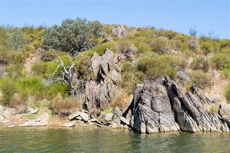 Passeios De Barco E Desportos N Uticos No Lago Alqueva Alentejo