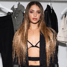 Bikini Selfie R Luna Blaise