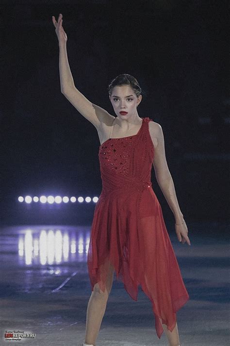 Evgenia Medvedeva Евгения Медведева Red Formal Dress Sleeveless Formal Dress Formal Dresses