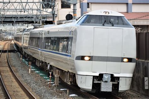 683系2000番台r15編成 特急サンダーバード16号 向日町駅にて たにモンの部屋