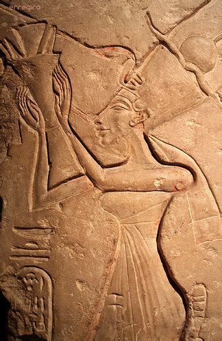 Nefertiti Offering A Bouquet Of Flowers To Aten Ancient Egypt History