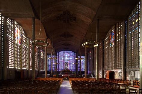 Interior of Notre-Dame du Raincy [1000x668] by Auguste Perret. Entire ...