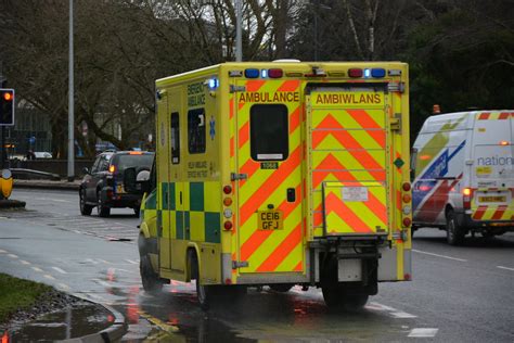 Welsh Ambulance Service Mercedes Sprinter Emergency Am Flickr