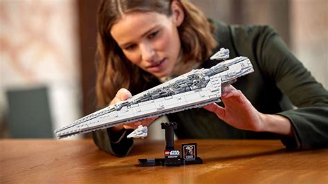 The LEGO Executor Super Star Destroyer Returns As A Smaller But Equally ...