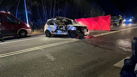 Tragiczny Wypadek Na Drodze Krajowej Numer Nie Yje Jedna Osoba