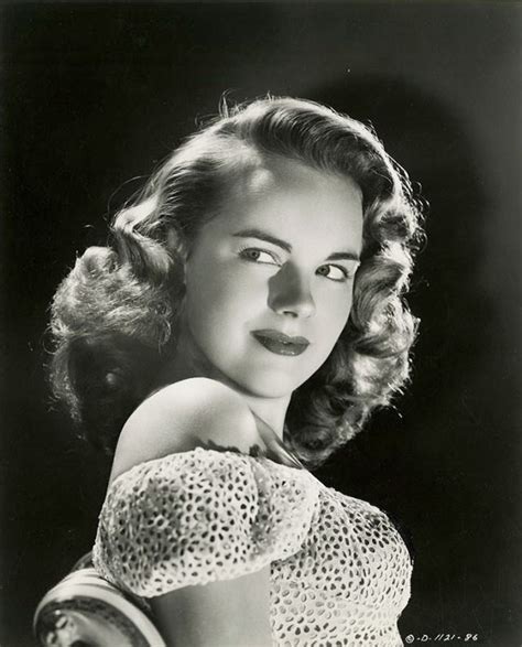 46 Glamorous Photos Of Terry Moore In The 1940s And 1950s Vintage