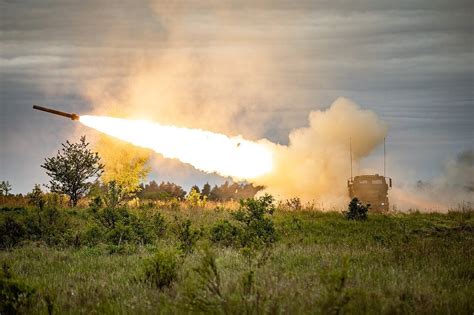 Systemy Himars Dla Polski Minister Obrony Mariusz B Aszczak