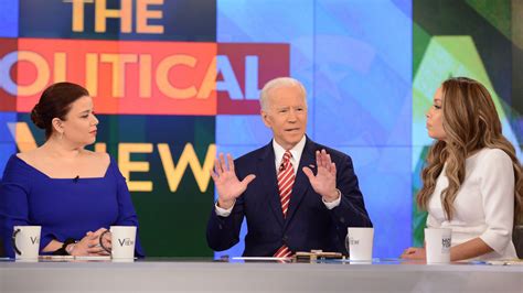 Joe Biden Called Anita Hill After Prodding But Hes Still Not