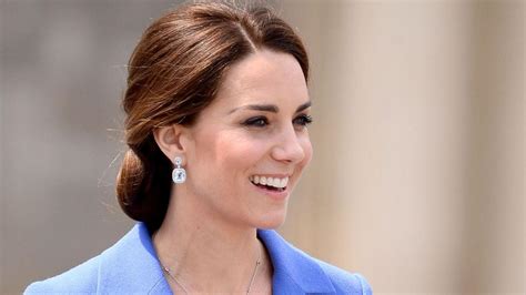 Kate Middleton Princesa de Gales Revela Diagnóstico de Câncer e