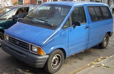 1991 Ford Aerostar XLT - Passenger Minivan 3.0L V6 Manual