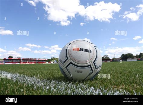 Hemel Hempstead Town Football Hi Res Stock Photography And Images Alamy