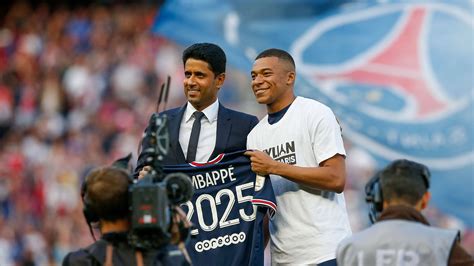 Kylian Mbappe stays at PSG, snubs Real Madrid in transfer twist - Sports Illustrated