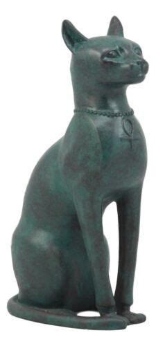 Ebros Ancient Egyptian Sitting Cat Bastet Statue In Aged Bronze Patina