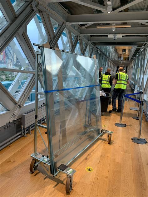 London Tower Bridge Gg Glass Glazing Contract Glazing Specialists