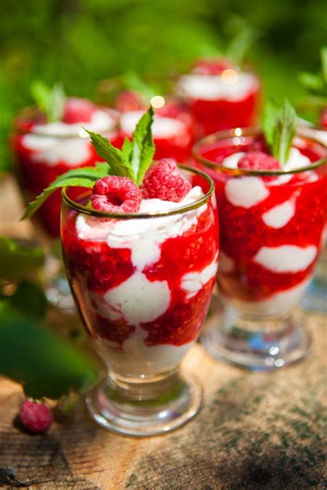 Verrine De Mousse De Fromage Blanc Aux Framboises Recettes Cooking