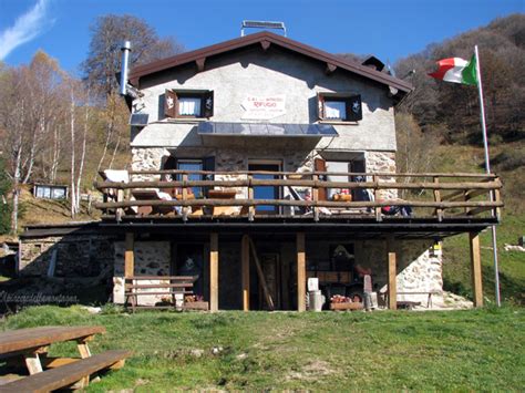 Piani Di Bobbio Rifugio Buzzoni