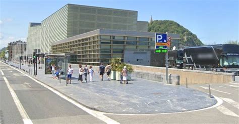 Places De Stationnement Dans La Rue Et Parkings Souterrains Saint