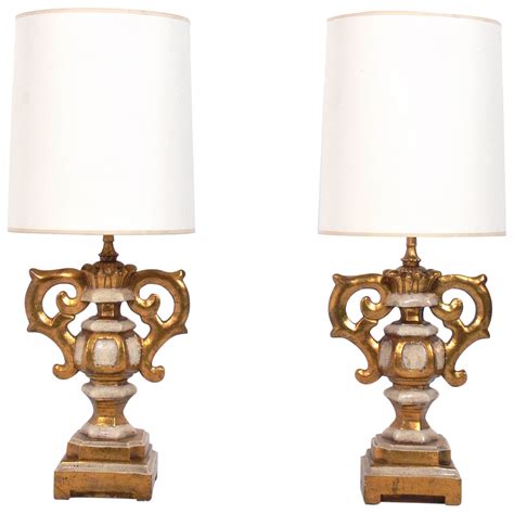 Gilt Metal Medici Urn Table Lamp For Sale At 1stdibs