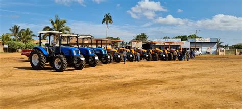 Agricultura Maquinários agrícolas adquiridos pelo Programa Calha