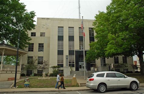 Washington County Courthouse The Washington County Courtho Flickr