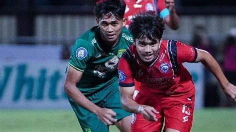 BEDA Gerak Transfer Persebaya Surabaya Dan Arema FC Bajul Ijo Hampir