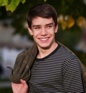 ethan fineshriber age biography wiki height net worth