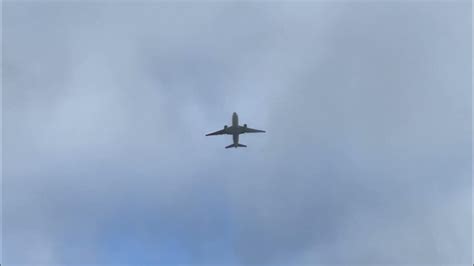 The Plane Takes Off From The Heathrow Airport London England ️🛫💺🛩️🛬🛫💺