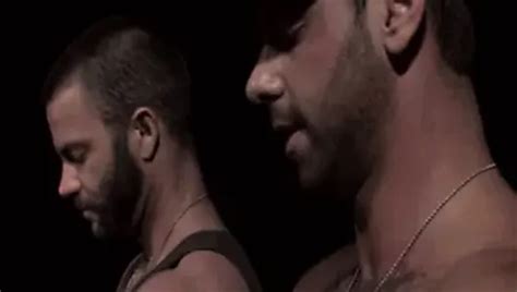 Vídeos gay de Militar xHamster