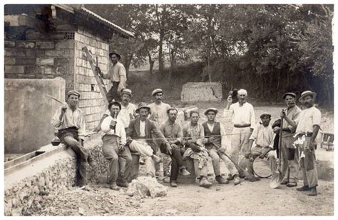 Maçons Carte postale ancienne et vue d Hier et Aujourd hui Geneanet