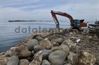 Reklamasi Pantai Losari Makassar Sulawesi Selatan Datatempo