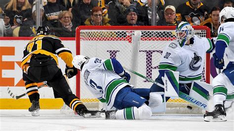 Freeze Frame Evgeni Malkin Just Ready To Score In Penguins Win Over