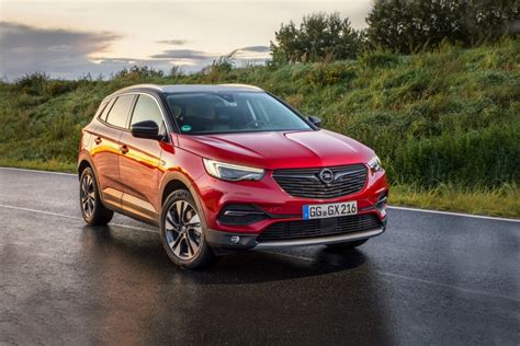 Opel Grandland X цены отзывы характеристики Grandland X от Opel