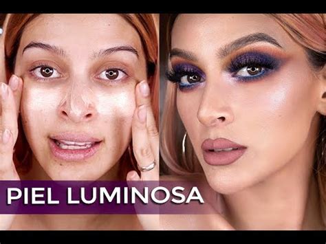 Quieres un look radiante Descubre cómo mezclar base de maquillaje con