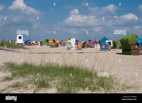 Meer strand wyk wagen Fotos und Bildmaterial in hoher Auflösung Alamy