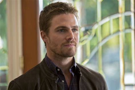 Arrow You Need Every Last One Of These Sexy Oliver Queen Pictures Stephen Amell Christian