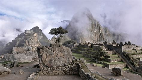 Ruins close-up and view of the temples in Machu Picchu, Peru image ...