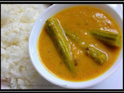 Raw Banana Pepper Fry And Drumstick Kootua Platter From Raks