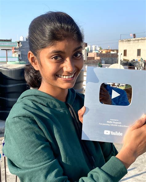 Nidhi Chaiwali (@nidhi_chaiwali) • Instagram photos and videos