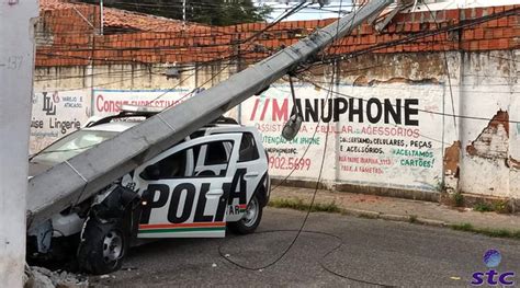 Viatura Da PM Colide Contra Poste No Bairro Jacarecanga Taperuaba