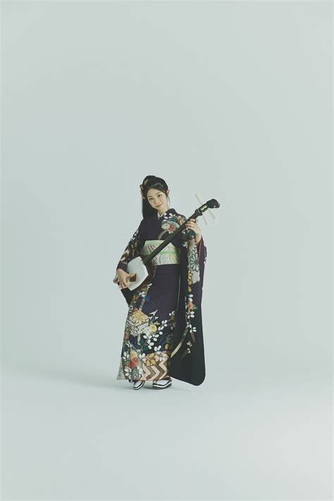 About Kiki Learn Shamisen