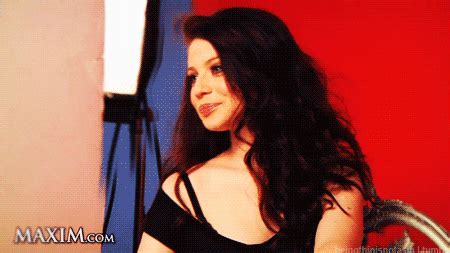 Michelle Trachtenberg Find Share On Giphy