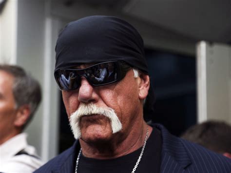 Hulk Hogan Wins Sex Tape Case Is Awarded 115 Million By Jury